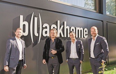Eröffneten das neue Blackhome Innsbruck City South (v. l. n. r.): Gerhard Indrist, Karl Fahrner, Daniele Di Valentino und Hubert Vogelsberger.