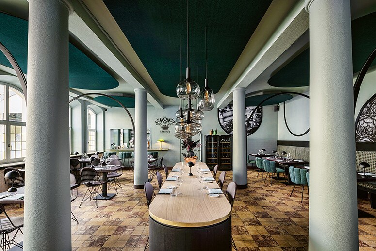 Anerkennung: Les deux Dienstbach chez Künstler, Hochheim am Main – Jung und Klemke GmbH © FA­RUK PIN­JO