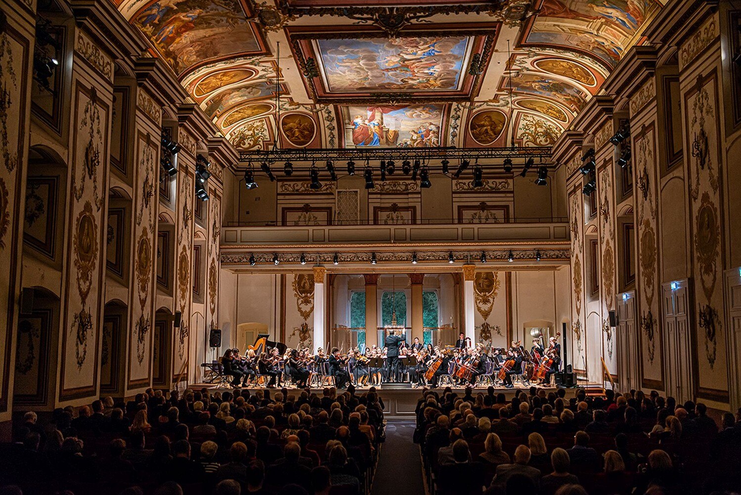 Blick in den Haydnsaal des Schlosses Esterházy in Eisenstadt. 400 Gäste kamen. © ART RedaktionsTeam/Seefischer