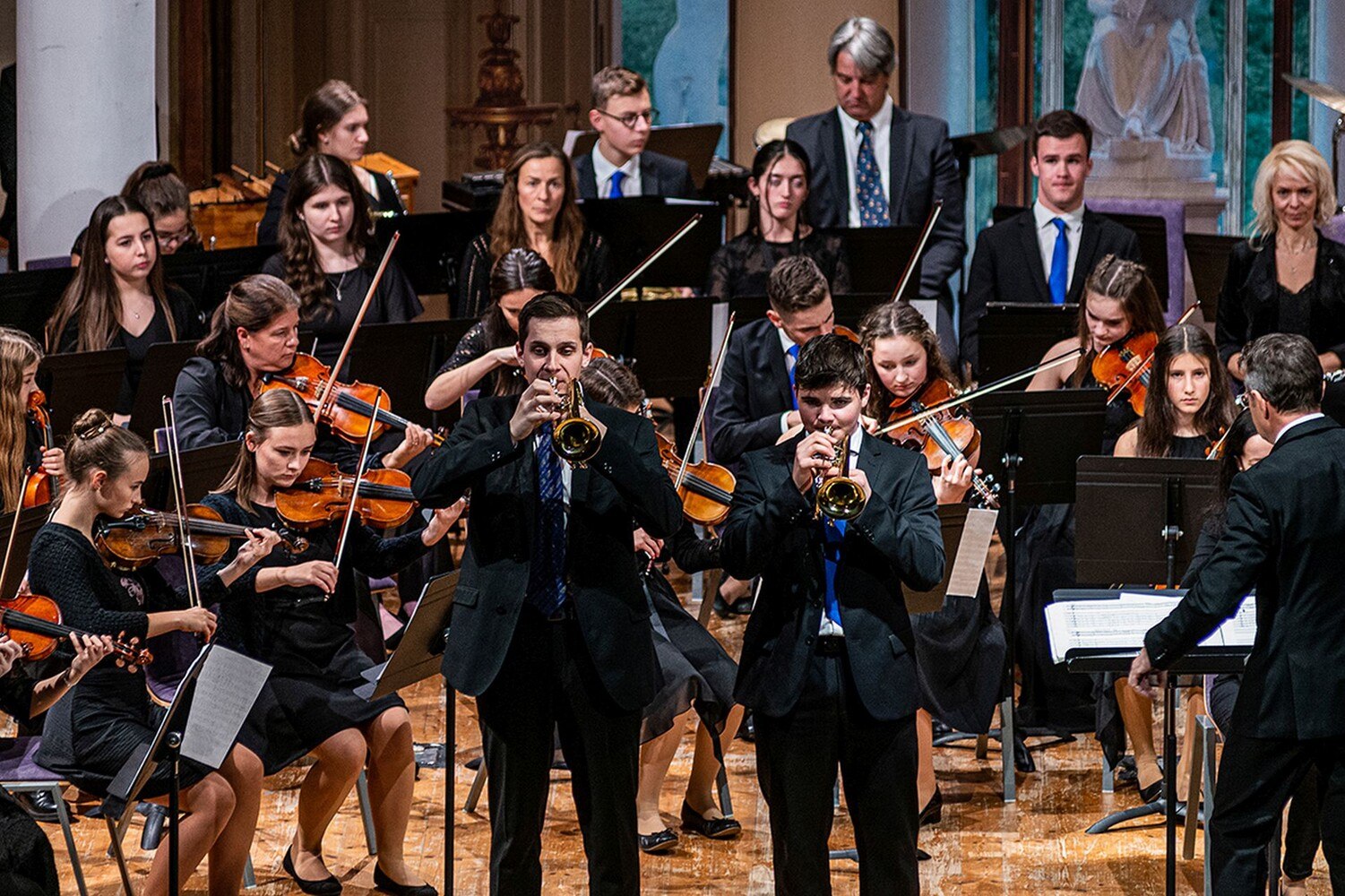 Trompeten-Solo von Johannes Bleyer (18) aus Seeboden und Seefischer-Sohn Maximilian Berndl (14). © ART RedaktionsTeam/Seefischer